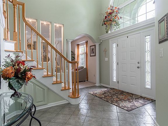 5th image of 88 Gullane Dr
