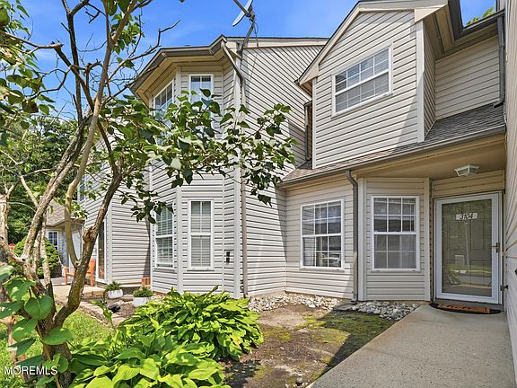 3rd image of 3104 Norma Place #3104