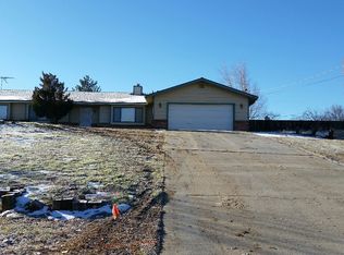 19712 Mesa Dr, Tehachapi, CA 93561