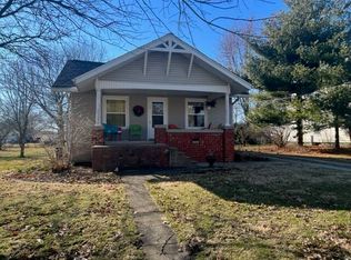 550 N Main St, Roseville, IL
