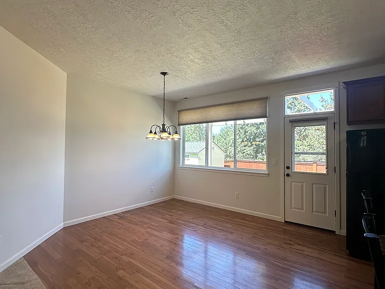 63351 Lamoine Ln — Photo 12