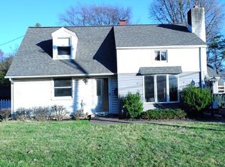 100 N Warminster Rd, Hatboro, PA 19040