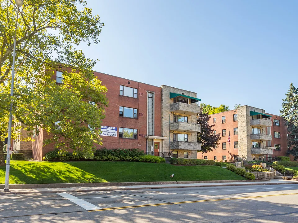Royal Gardens Apartments