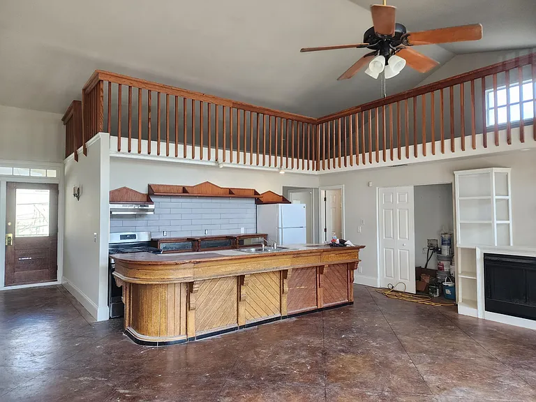 314 Brooks Ave — Photo 1