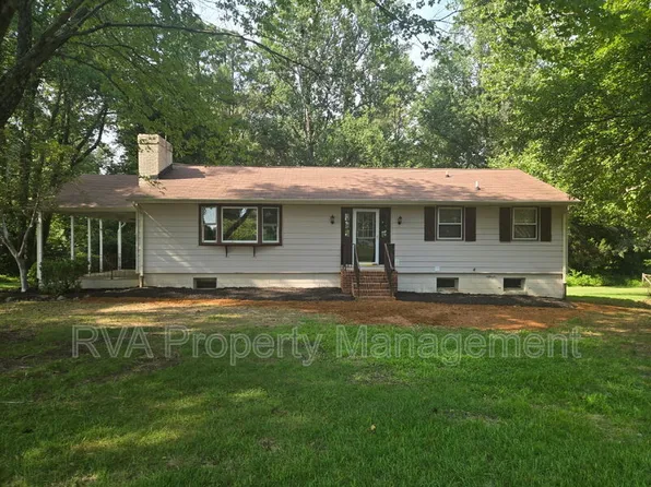 4476 Country Walk Ln, Mechanicsville, VA 23111