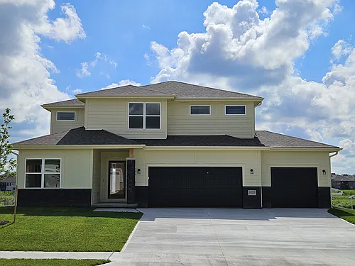 10319 S 109th St Photo 1 10319 S 109th St Photo 1