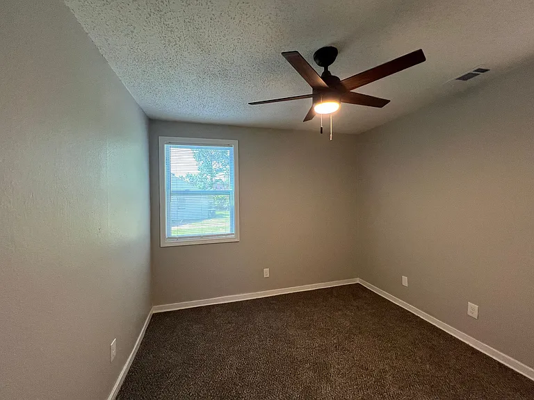 2983 Waynoka Ave — Photo 5