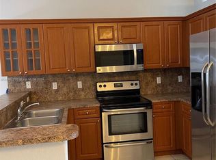 20125 NW 78th Pl, Hialeah, FL 33015