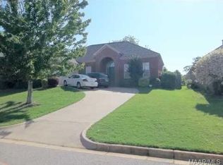614 Castle Brook Dr, Prattville, AL 36066