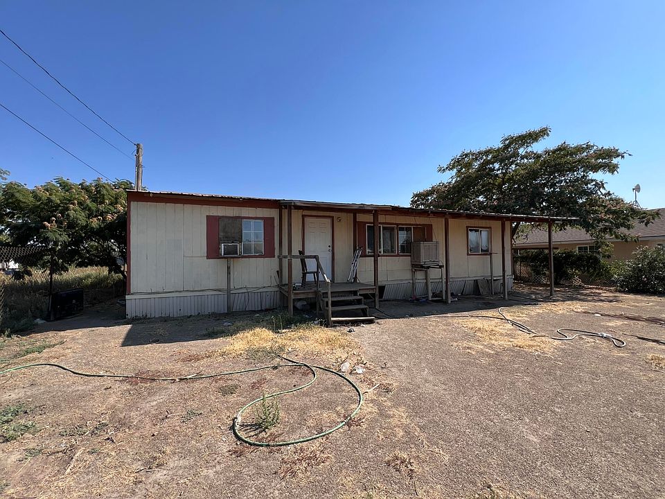 2nd image of 151 E Beacon Avenue
