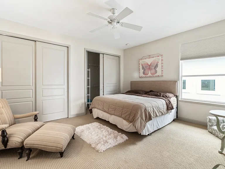 7926 Versilia Dr — Photo 25