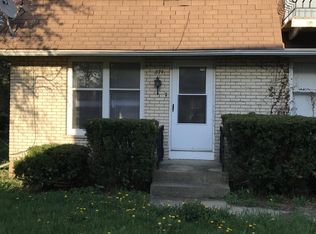 874 Village Quarter Rd, West Dundee, IL 60118