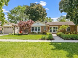9851 S Central Park Ave, Evergreen Park, IL