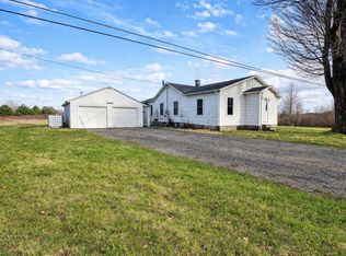 8448 N Center Rd, Mount Morris, MI 48458