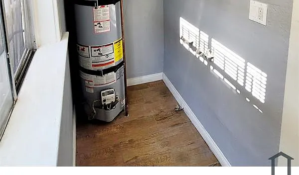 3815 S Saint Andrews Pl — Photo 3