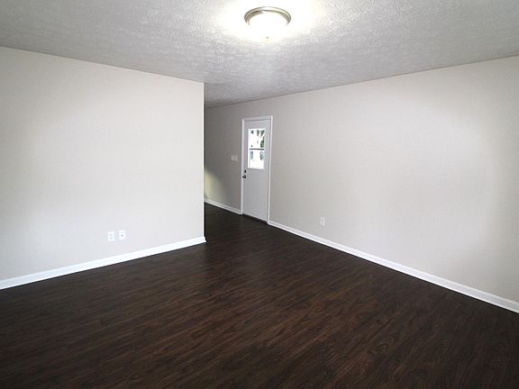 4th image of 3306 Winding Creek Dr