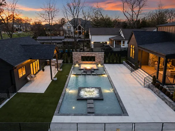 935 Battery Ln, Nashville, TN 37220