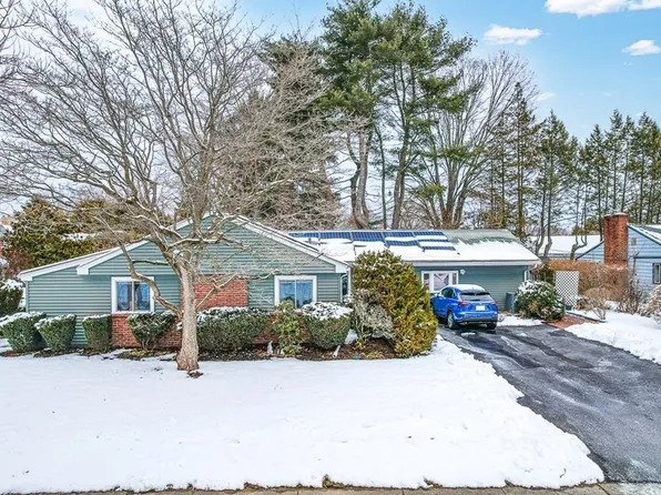 49 Maynard St, Newton, MA 02465