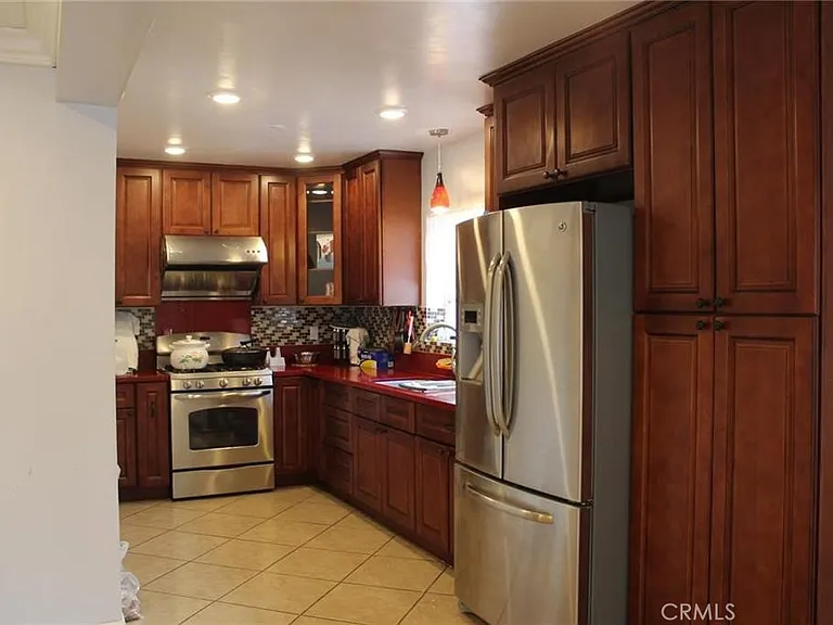 1233 S California Ave — Photo 12