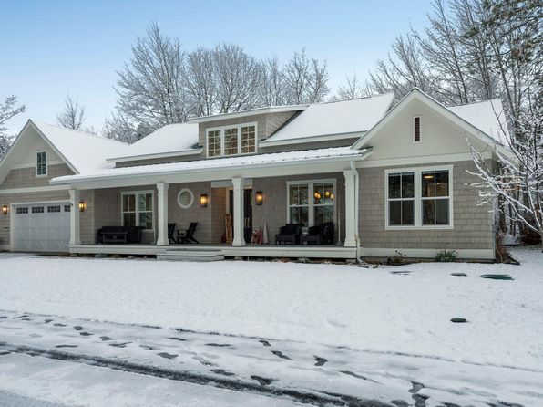 306 Eskridge Pl, Dover, ID 83825