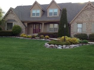 4046 Cumberland Pl, Racine, WI 53405