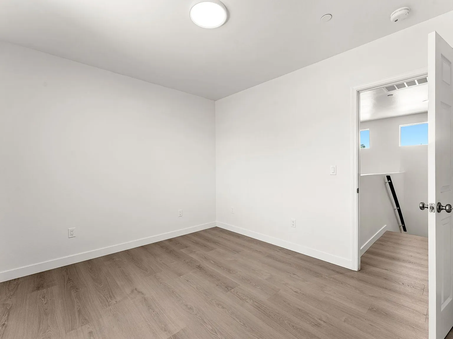Applewood Manor Apartment Homes - Yucaipa, CA — Photo 3