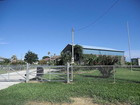 4th image of 1102 Helen Dowdy Ln