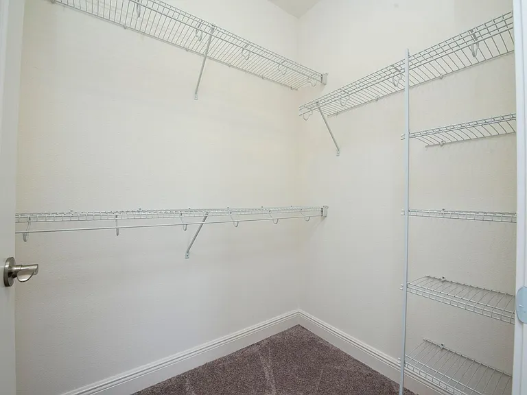 9769 Winnington St — Photo 22