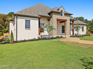 405 Herons Ct, Ridgeland, MS 39157