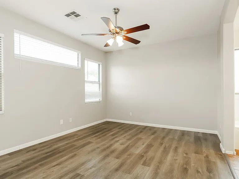 9849 W Horse Thief Pass — Photo 8