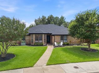 2336 Highlands Creek Rd, Carrollton, TX 75007