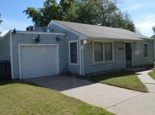 908 N Baker St, Hutchinson, KS 67501