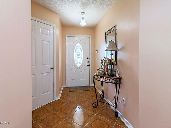 4th image of 10511 Running Oak Ct