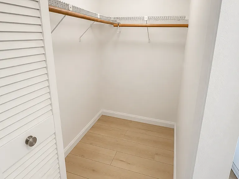 13000 SW 92nd Ave #B208 — Photo 5