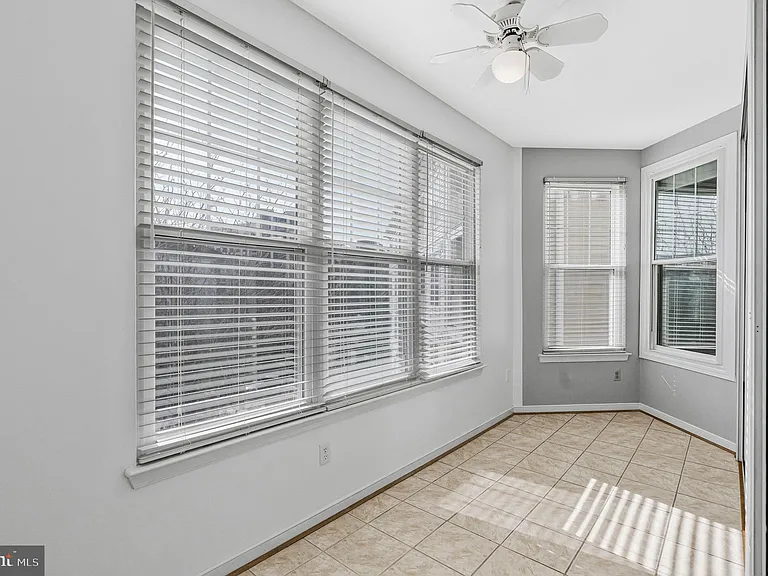 1625 International Dr #321 — Photo 20