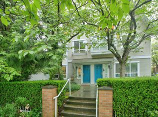 6577 Southoaks Cres #2, Burnaby, BC V5E 4J9