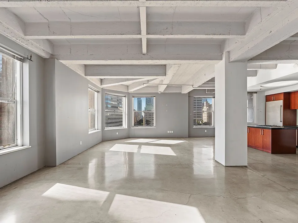 Title Guarantee Building Lofts