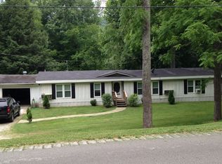 6435 Clifton Rd, Versailles, KY 40383