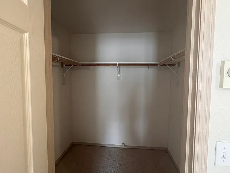 1160 Monroe Ave NE #D2 — Photo 12