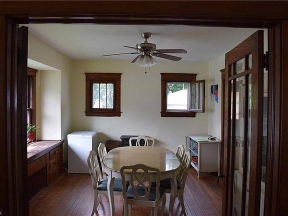 3rd image of 152 Hilbish Ave
