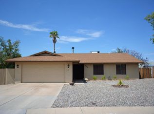 9756 N 68th Dr, Peoria, AZ 85345