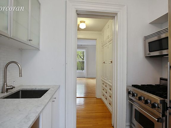 5th image of 15 Pierrepont St APT 5
