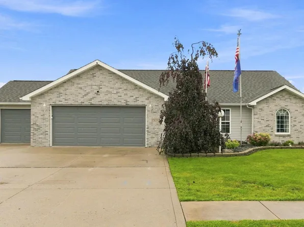 1308 W Crooked Tree Dr, Columbia City, IN 46725
