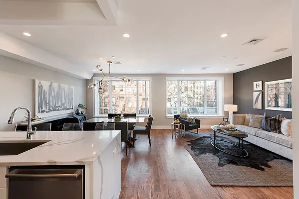 Sold by Nest Seekers International | media 10