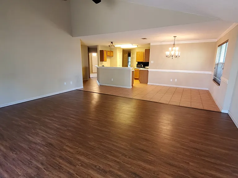 3808 Aloe Dr — Photo 4