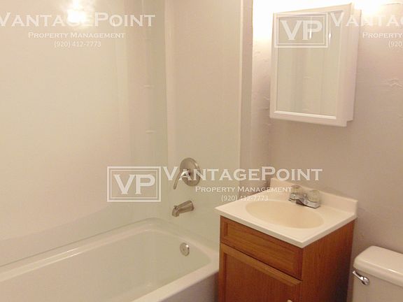 4th image of 326 S Quincy St #6