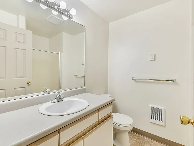 Wahanna Creek Apartments ~ Doney 26-1117DON — Photo 21