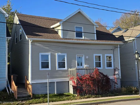 161 Water St, Charlottetown, PE C1A 1A9
