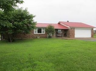 3198 E Blackshire Rd, Harrison, AR 72601