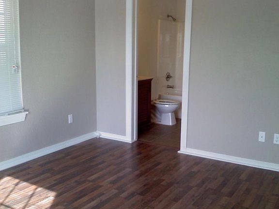 Master with en suite bath